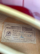 Framus Black Rose Deluxe 1959 Red Sunburst